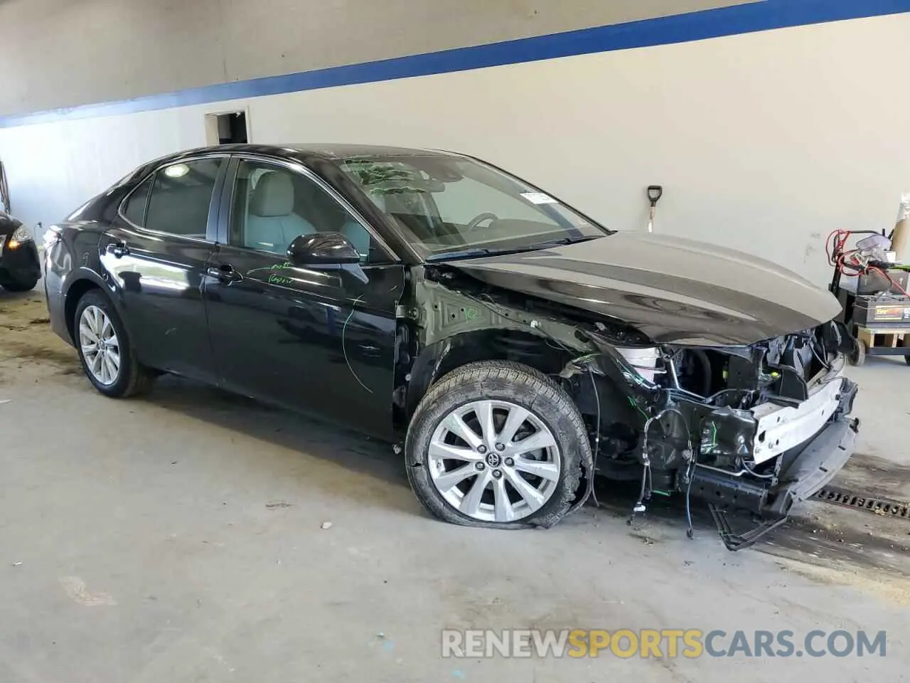 4 Photograph of a damaged car 4T1B11HK5KU771028 TOYOTA CAMRY 2019