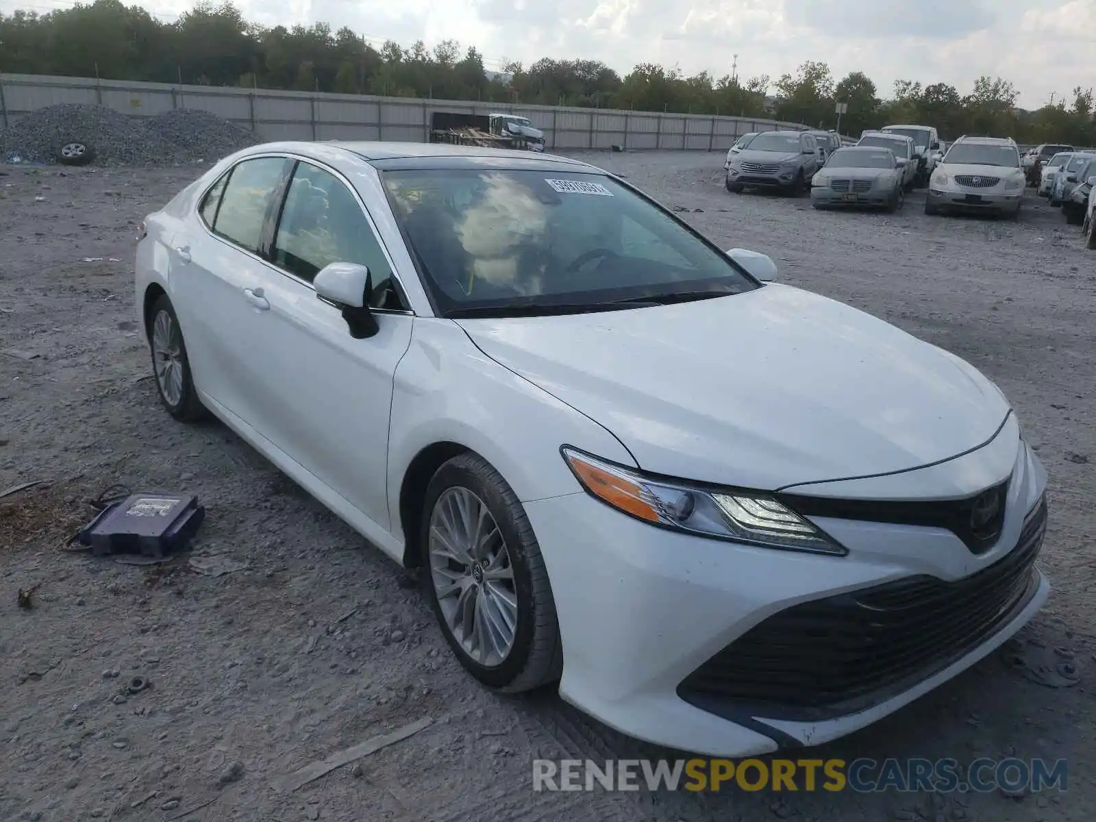 1 Photograph of a damaged car 4T1B11HK5KU771904 TOYOTA CAMRY 2019