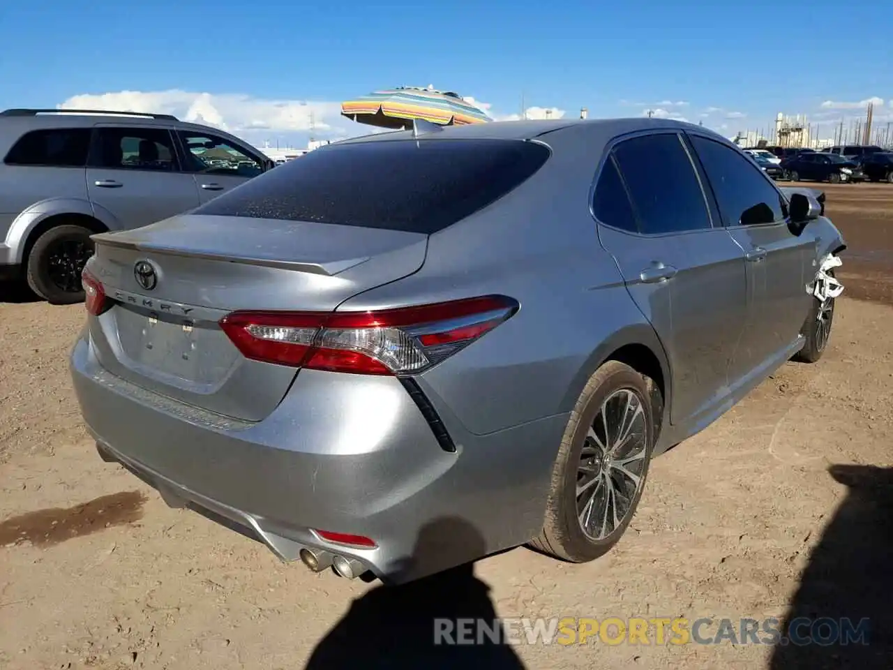 4 Photograph of a damaged car 4T1B11HK5KU776049 TOYOTA CAMRY 2019