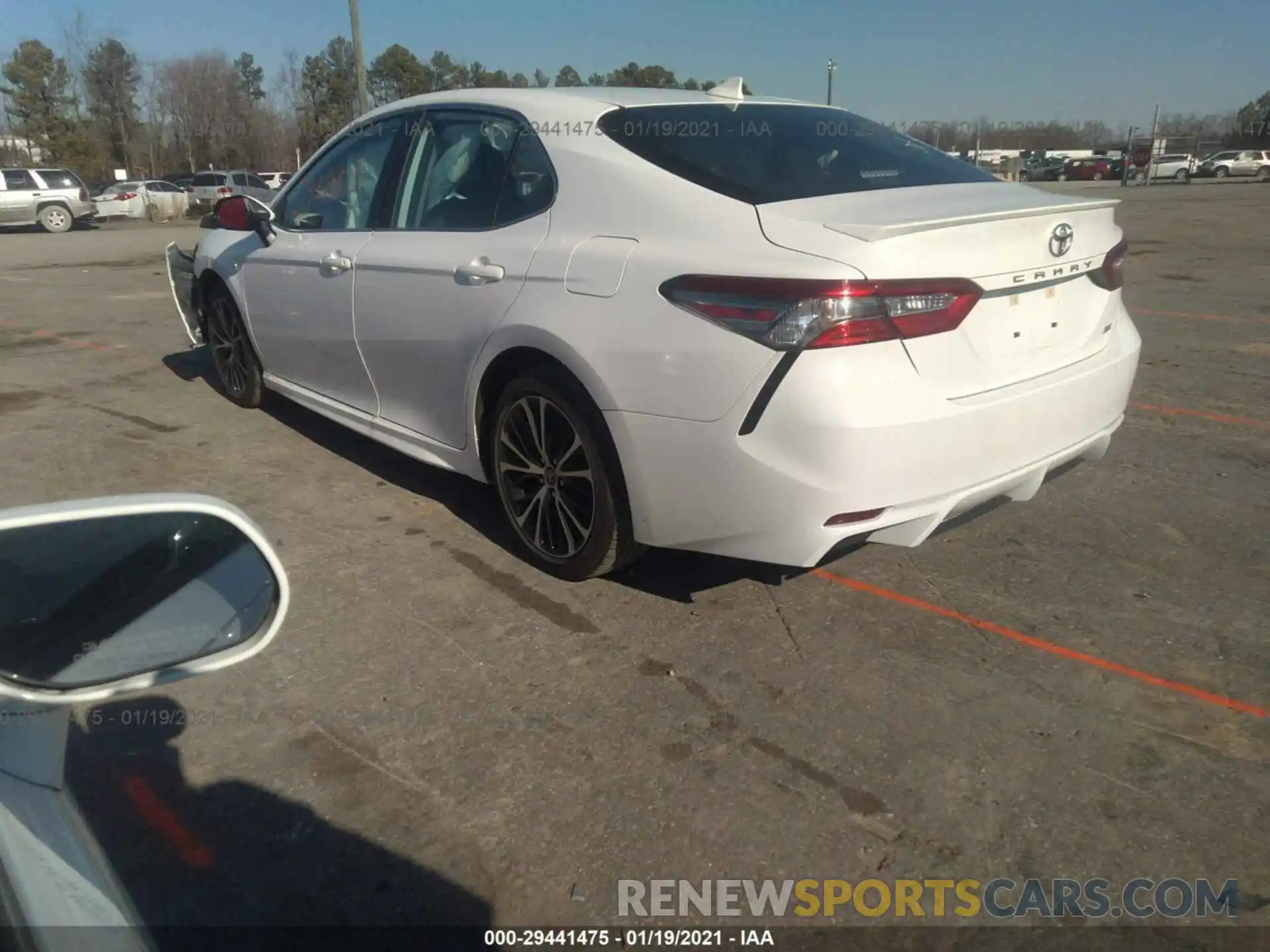 3 Photograph of a damaged car 4T1B11HK5KU777962 TOYOTA CAMRY 2019