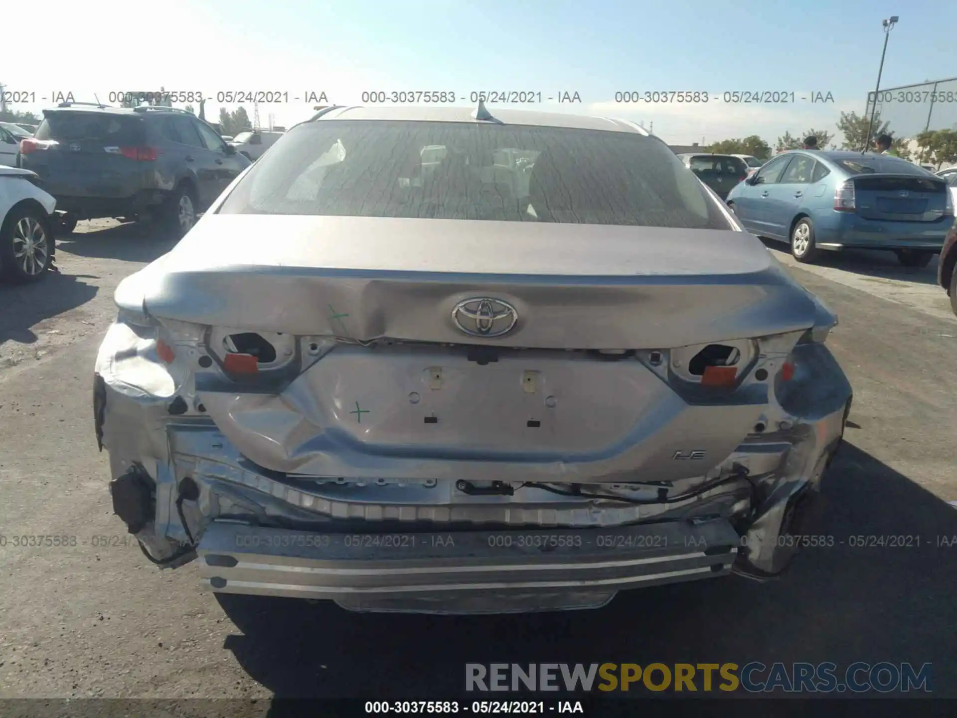 6 Photograph of a damaged car 4T1B11HK5KU780375 TOYOTA CAMRY 2019