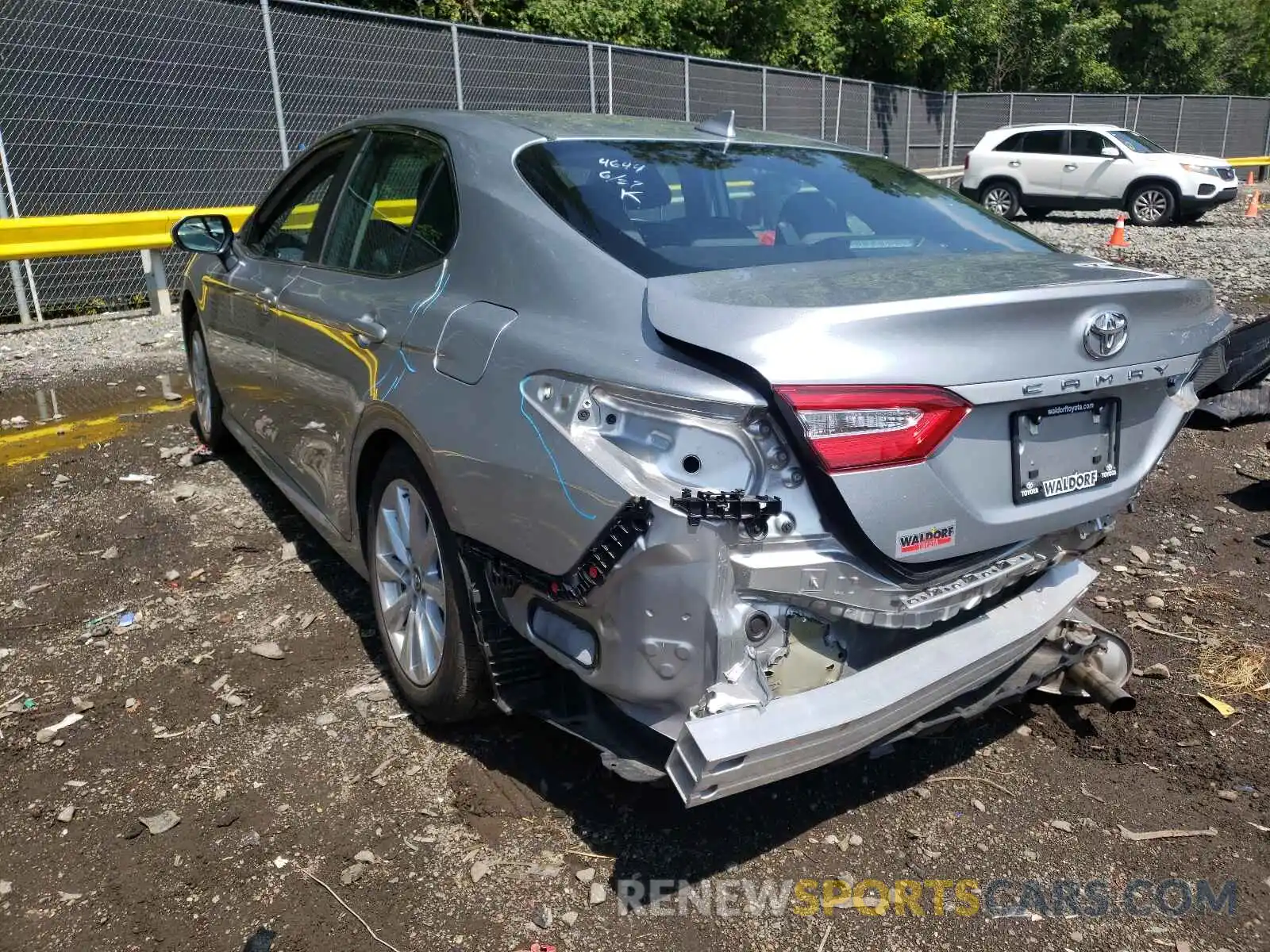 3 Photograph of a damaged car 4T1B11HK5KU780392 TOYOTA CAMRY 2019