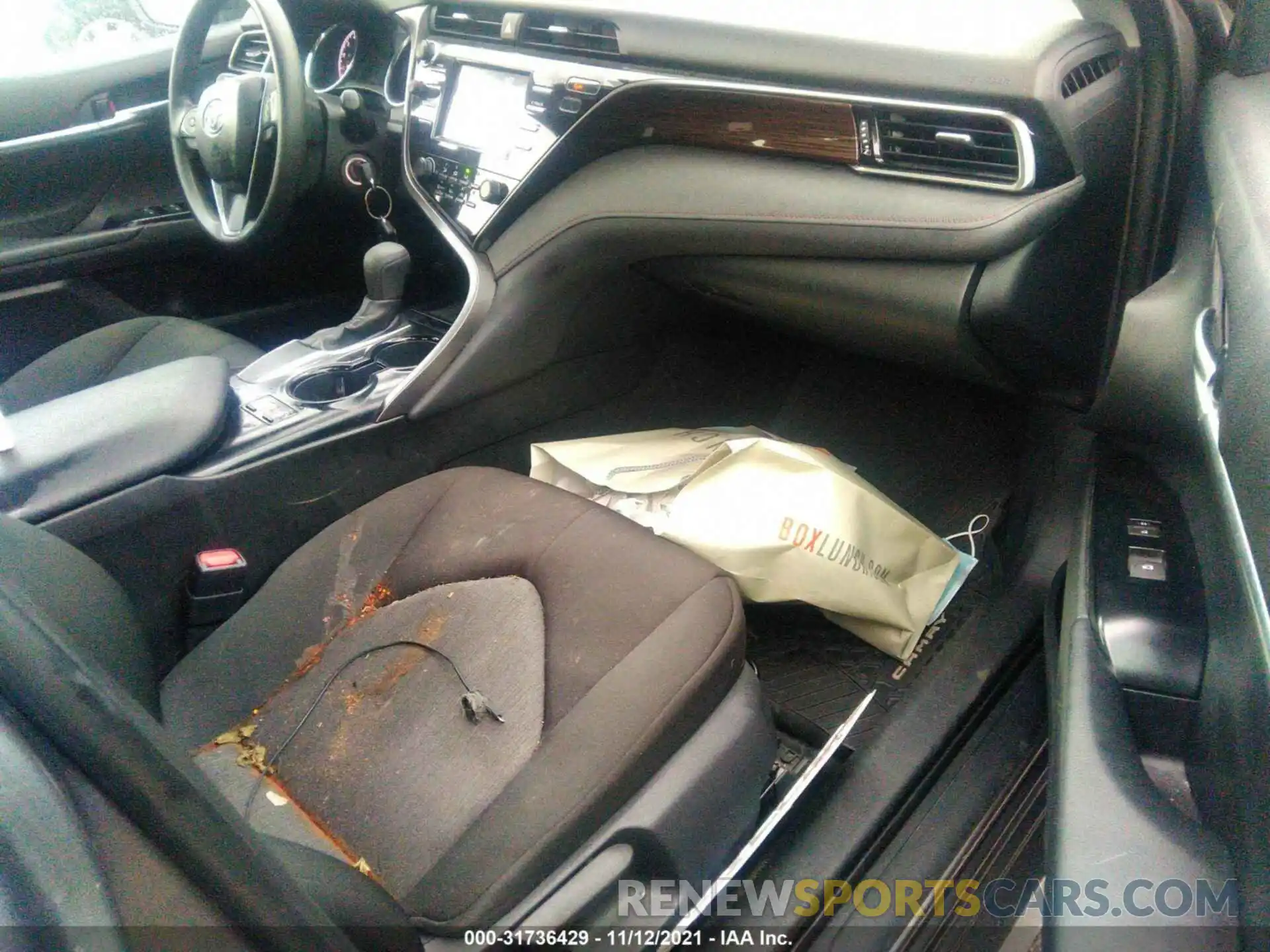 5 Photograph of a damaged car 4T1B11HK5KU782191 TOYOTA CAMRY 2019