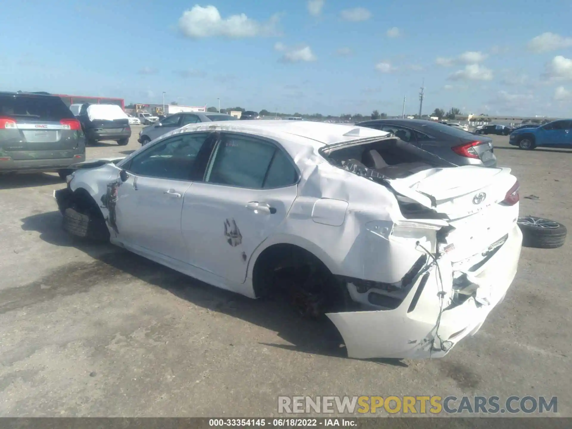 3 Photograph of a damaged car 4T1B11HK5KU783826 TOYOTA CAMRY 2019