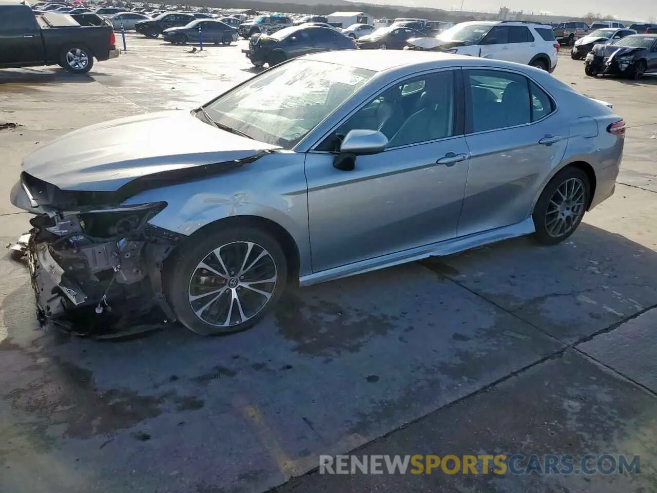 1 Photograph of a damaged car 4T1B11HK5KU784345 TOYOTA CAMRY 2019