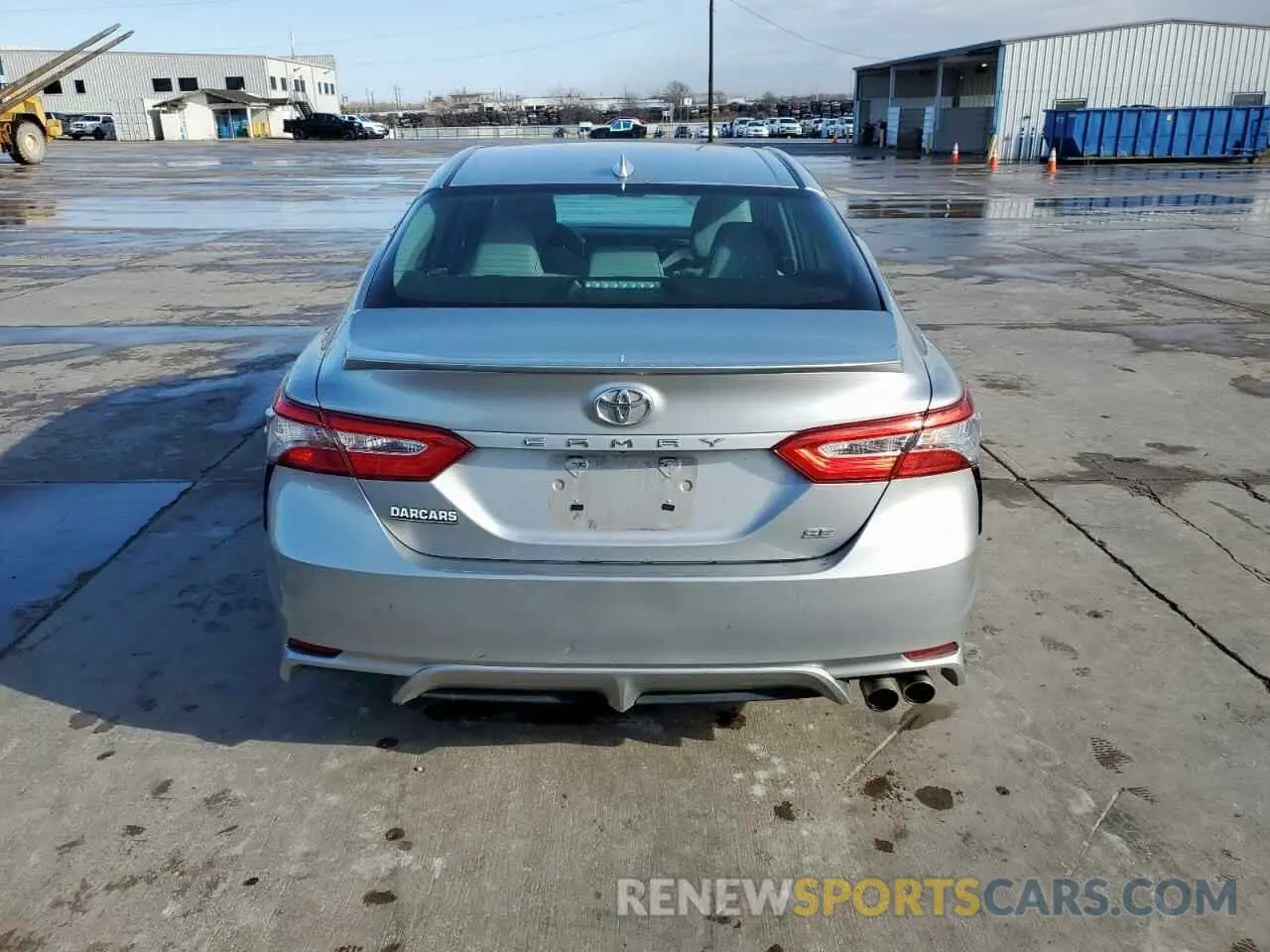 6 Photograph of a damaged car 4T1B11HK5KU784345 TOYOTA CAMRY 2019