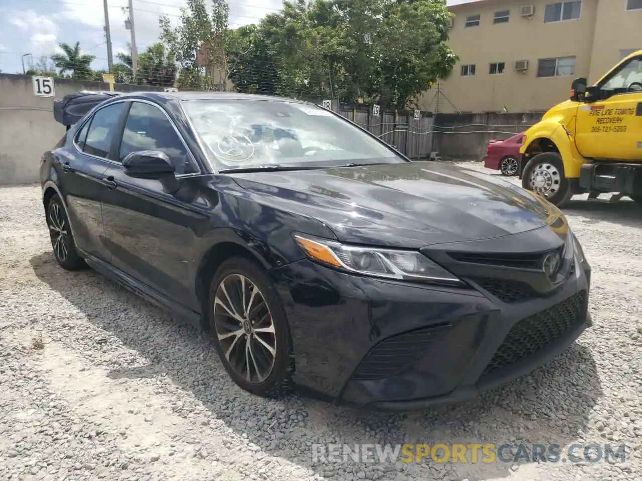 1 Photograph of a damaged car 4T1B11HK5KU787049 TOYOTA CAMRY 2019