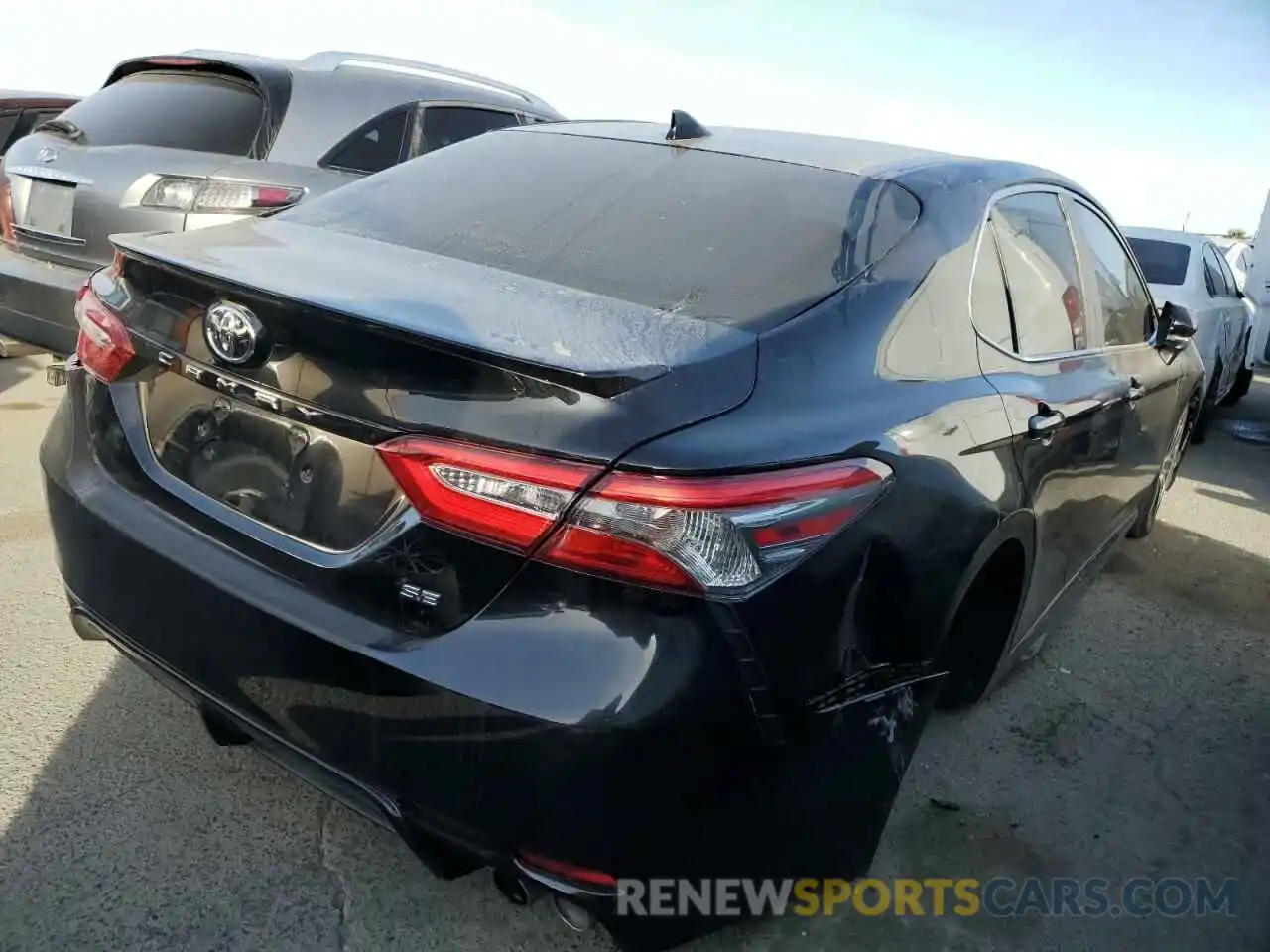 3 Photograph of a damaged car 4T1B11HK5KU796186 TOYOTA CAMRY 2019