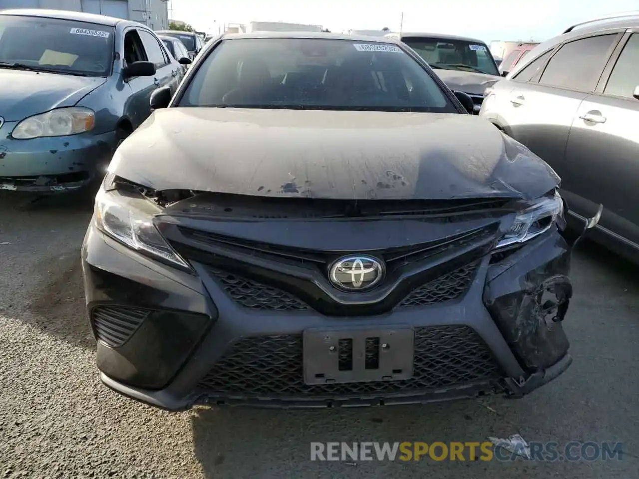 5 Photograph of a damaged car 4T1B11HK5KU796186 TOYOTA CAMRY 2019