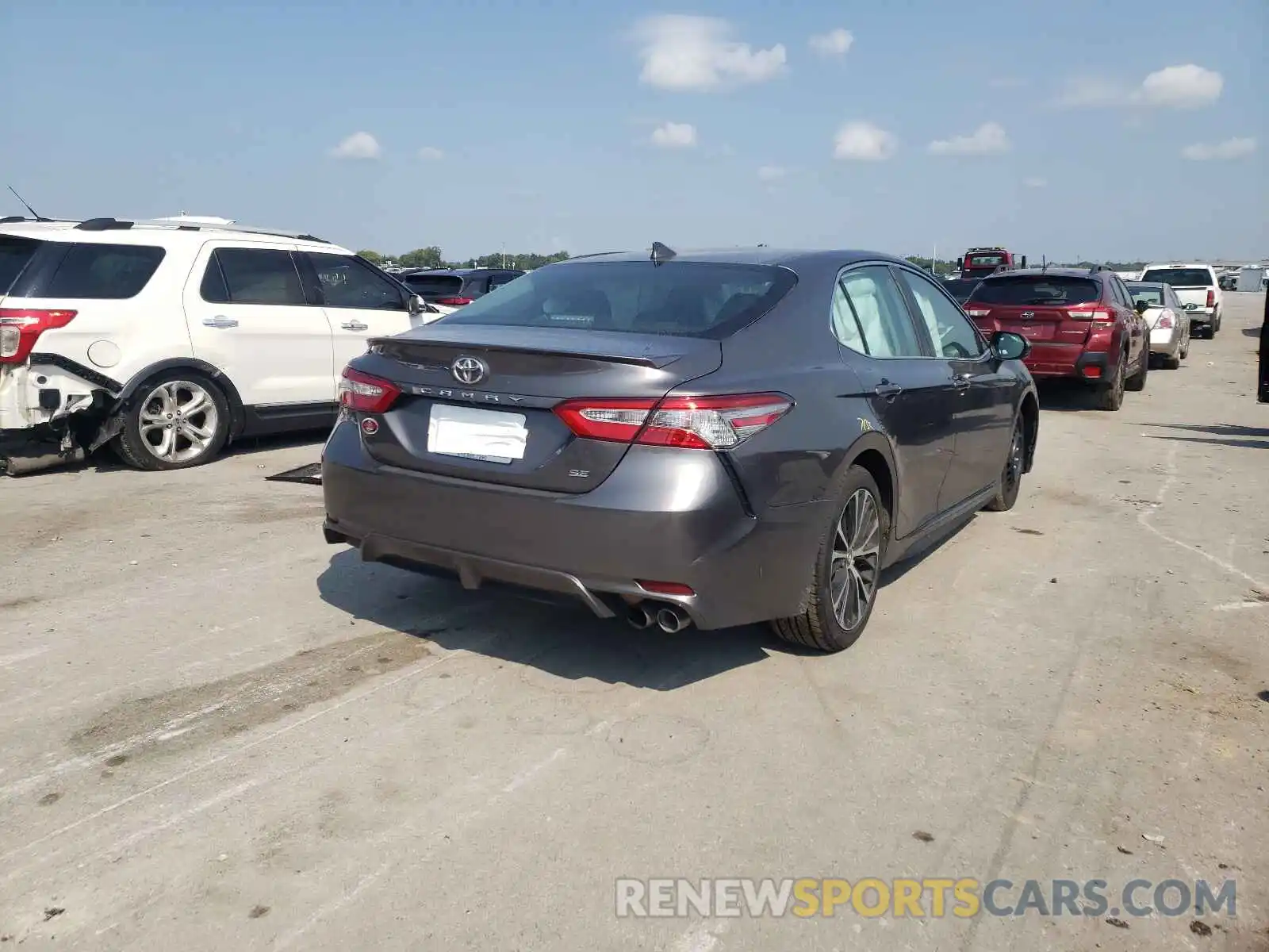 4 Photograph of a damaged car 4T1B11HK5KU796477 TOYOTA CAMRY 2019