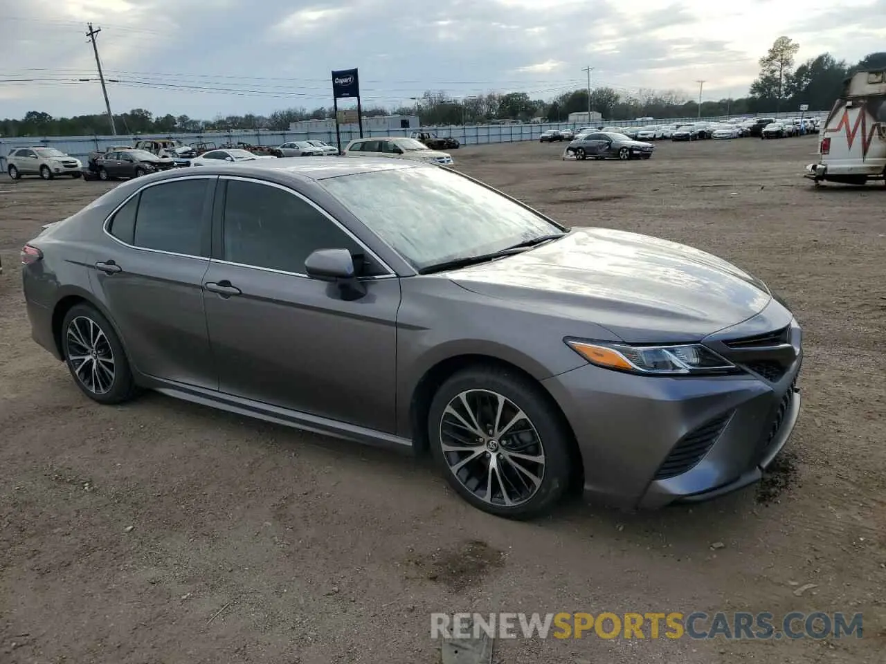 4 Photograph of a damaged car 4T1B11HK5KU796589 TOYOTA CAMRY 2019