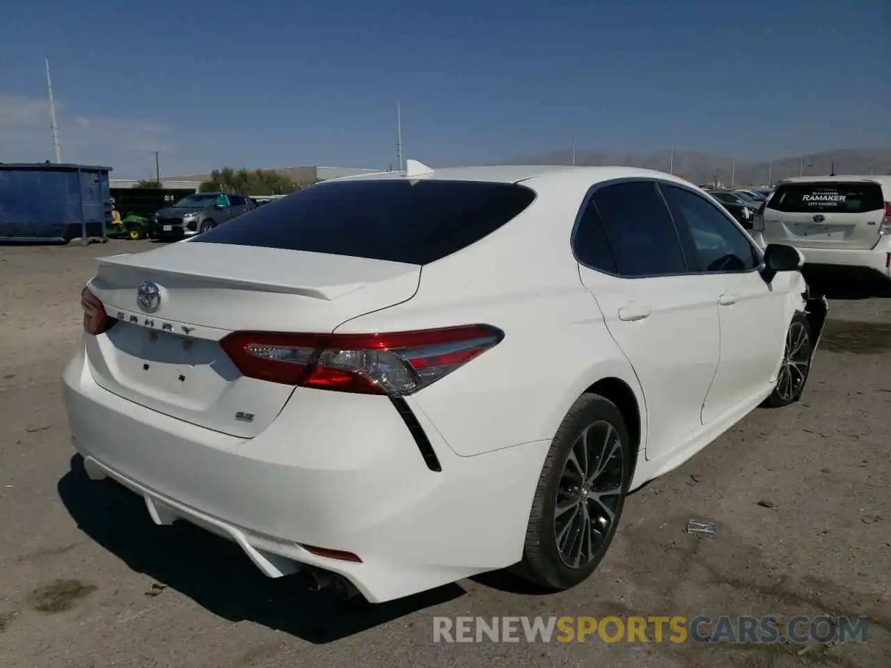 4 Photograph of a damaged car 4T1B11HK5KU797452 TOYOTA CAMRY 2019