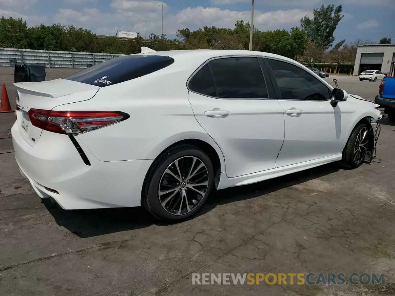 3 Photograph of a damaged car 4T1B11HK5KU799217 TOYOTA CAMRY 2019