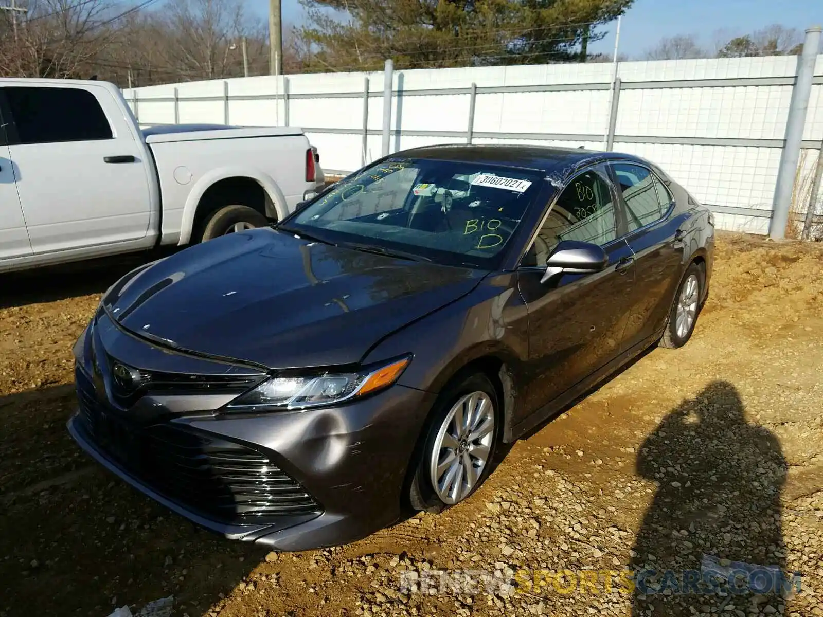 2 Photograph of a damaged car 4T1B11HK5KU806618 TOYOTA CAMRY 2019