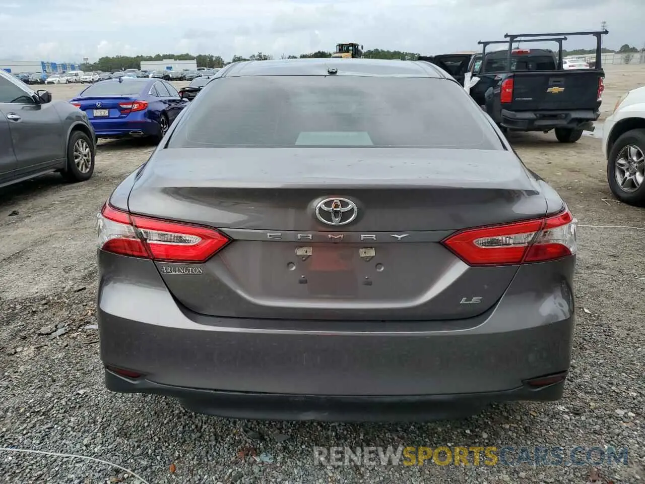 6 Photograph of a damaged car 4T1B11HK5KU808630 TOYOTA CAMRY 2019
