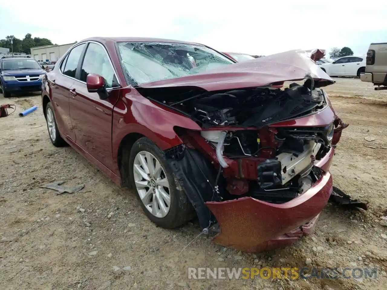 1 Photograph of a damaged car 4T1B11HK5KU808949 TOYOTA CAMRY 2019