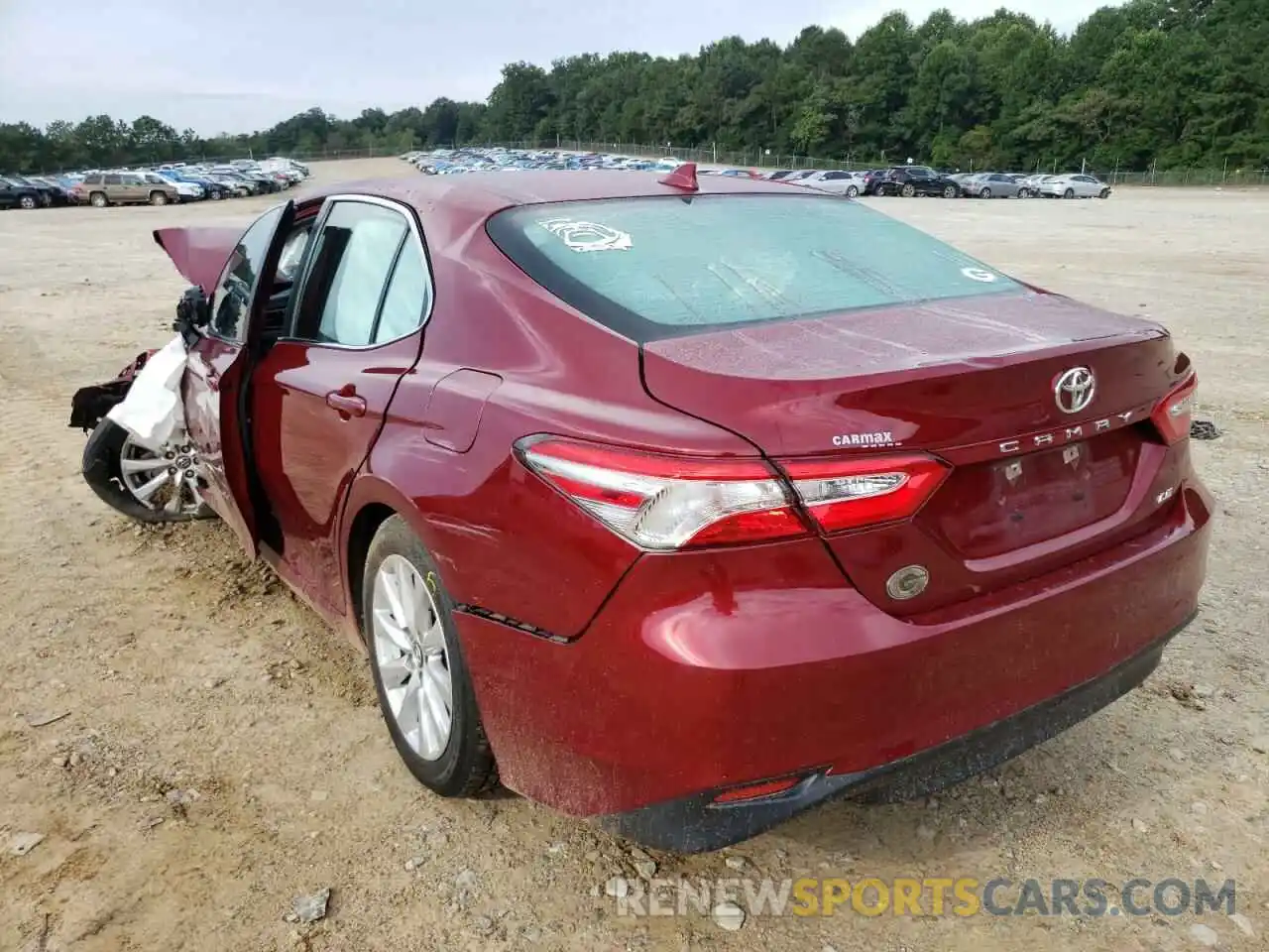 3 Photograph of a damaged car 4T1B11HK5KU808949 TOYOTA CAMRY 2019