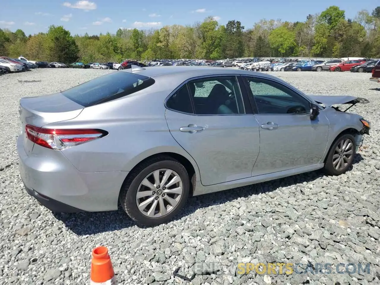3 Photograph of a damaged car 4T1B11HK5KU812306 TOYOTA CAMRY 2019