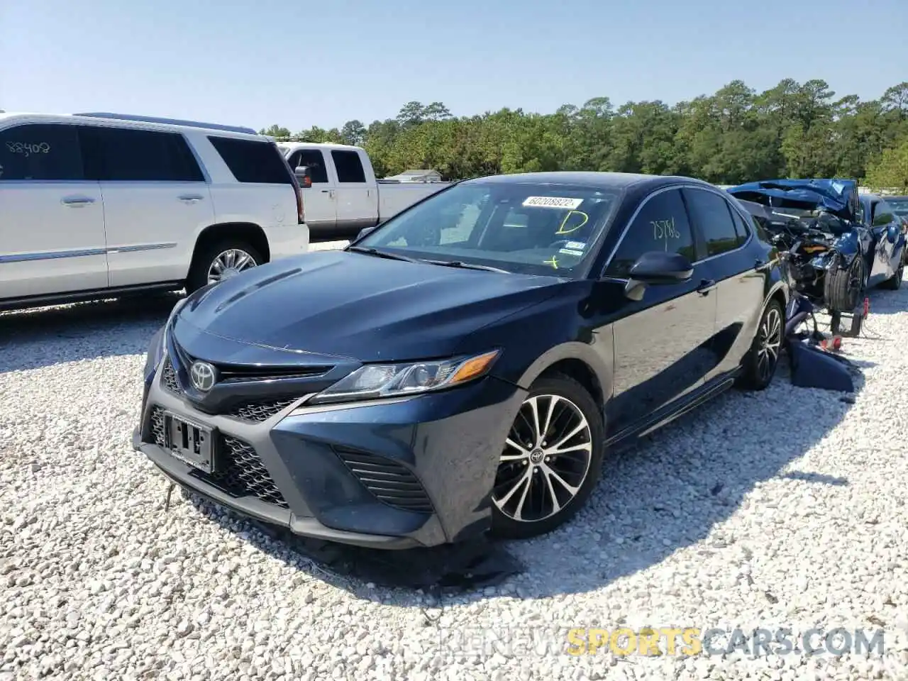 2 Photograph of a damaged car 4T1B11HK5KU814198 TOYOTA CAMRY 2019