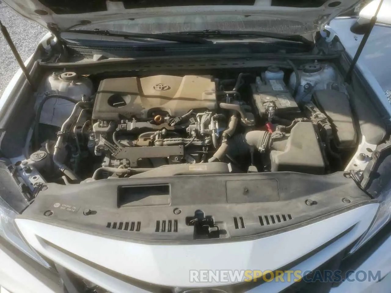 11 Photograph of a damaged car 4T1B11HK5KU815013 TOYOTA CAMRY 2019