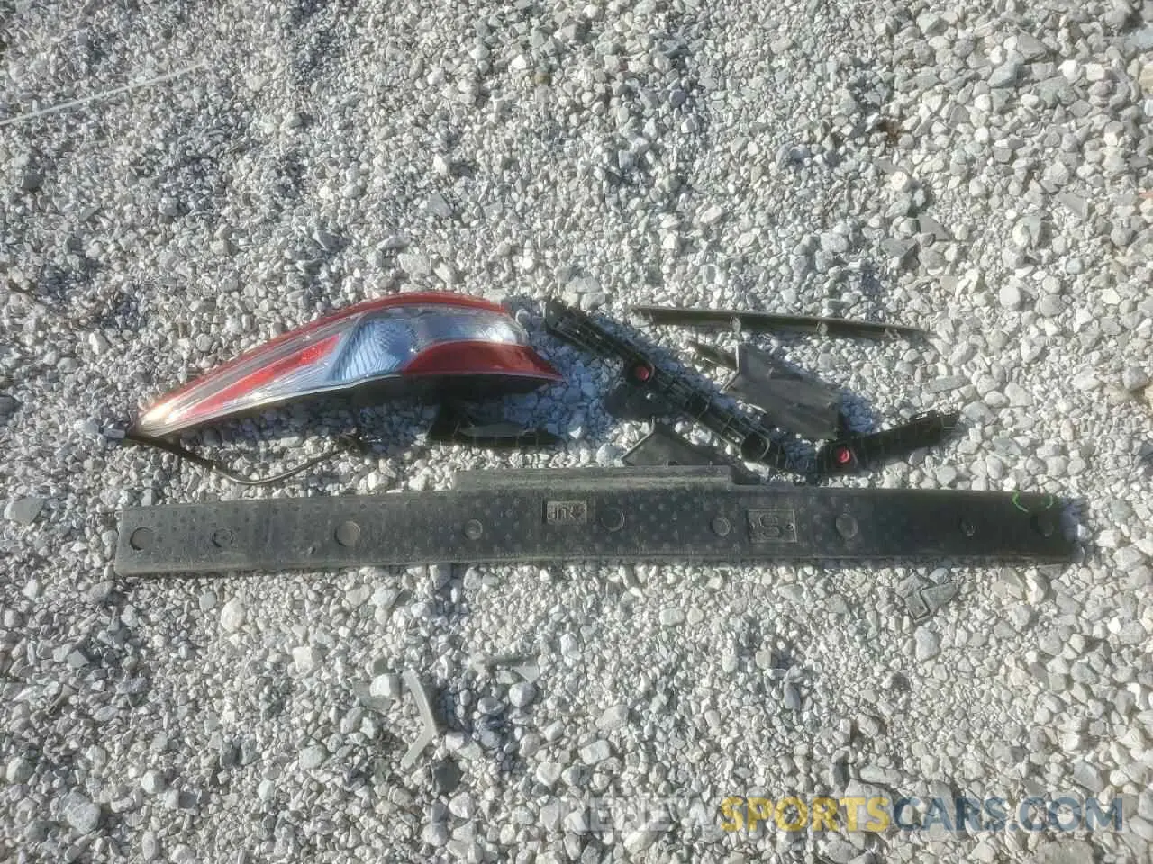 12 Photograph of a damaged car 4T1B11HK5KU815013 TOYOTA CAMRY 2019