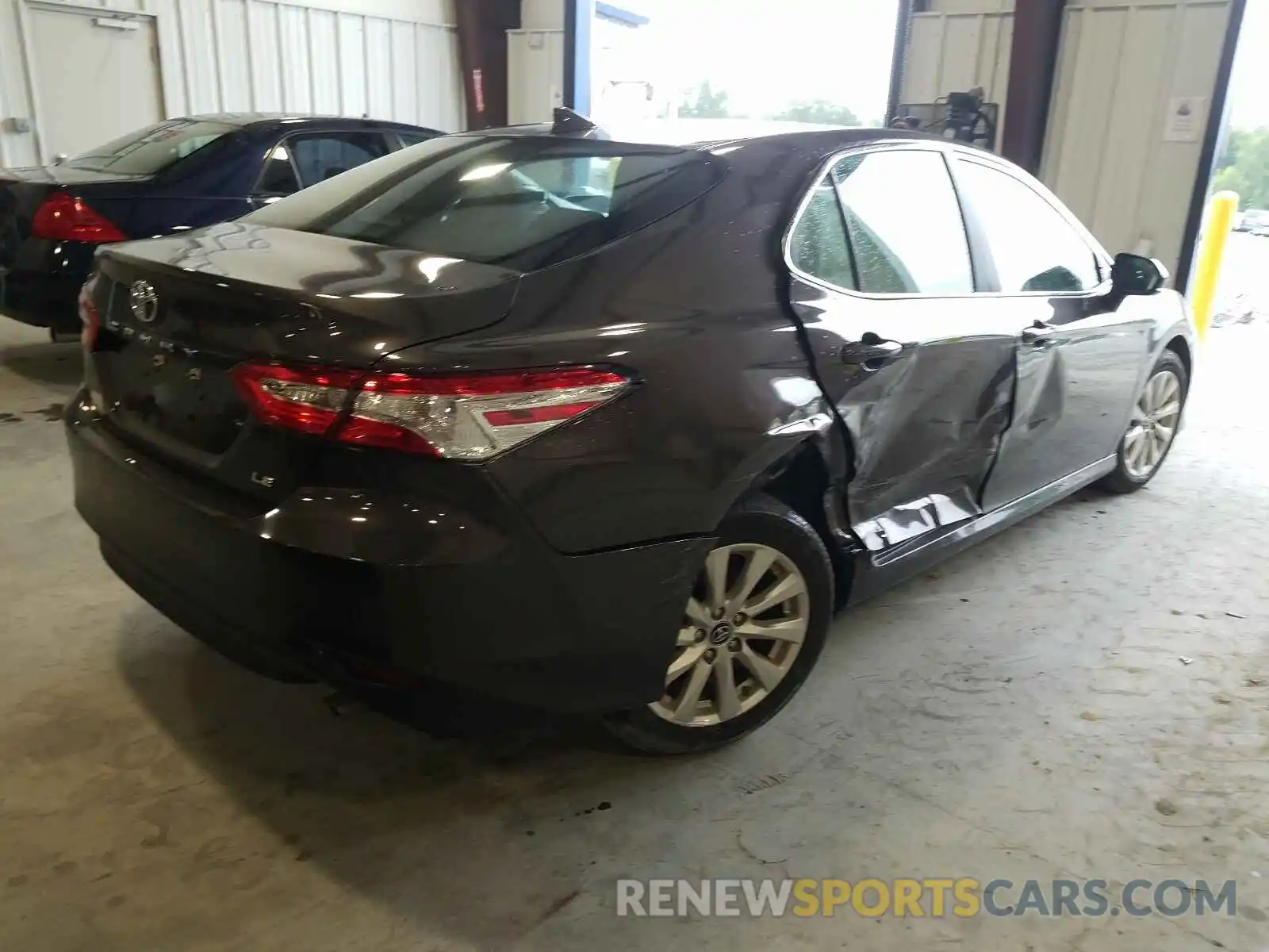 4 Photograph of a damaged car 4T1B11HK5KU816114 TOYOTA CAMRY 2019