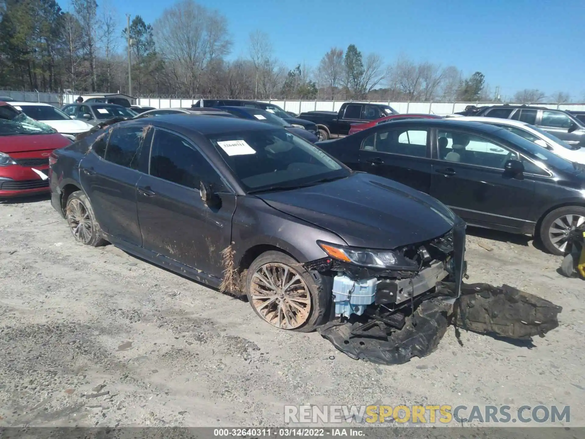 1 Photograph of a damaged car 4T1B11HK5KU817215 TOYOTA CAMRY 2019