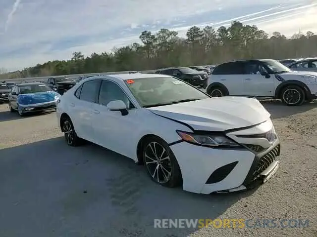 10 Photograph of a damaged car 4T1B11HK5KU821877 TOYOTA CAMRY 2019