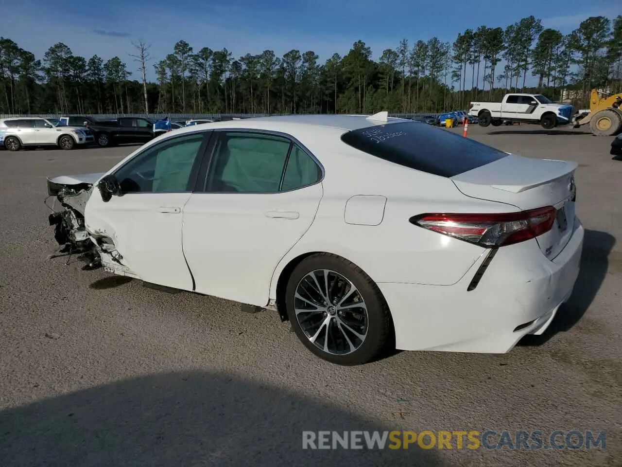 2 Photograph of a damaged car 4T1B11HK5KU821877 TOYOTA CAMRY 2019