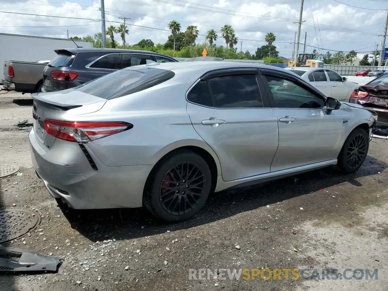 3 Photograph of a damaged car 4T1B11HK5KU823547 TOYOTA CAMRY 2019