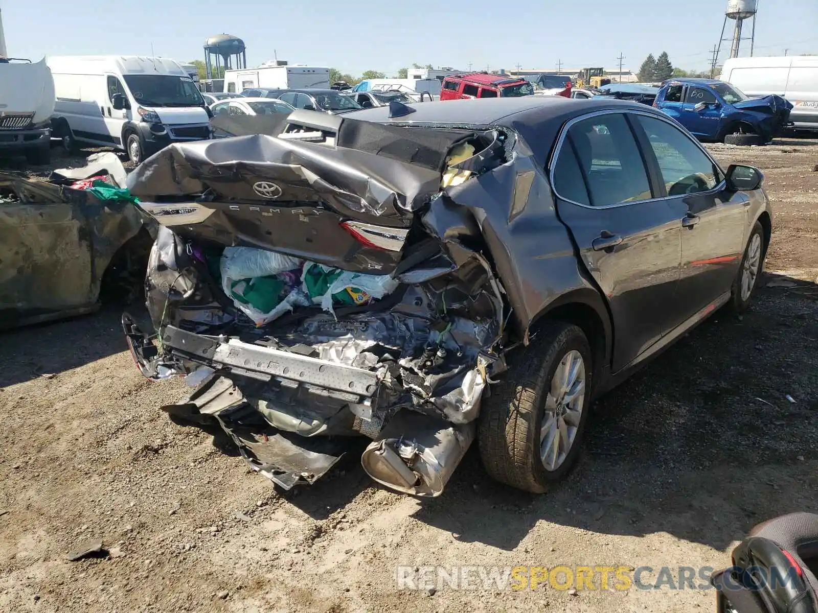 4 Photograph of a damaged car 4T1B11HK5KU825797 TOYOTA CAMRY 2019