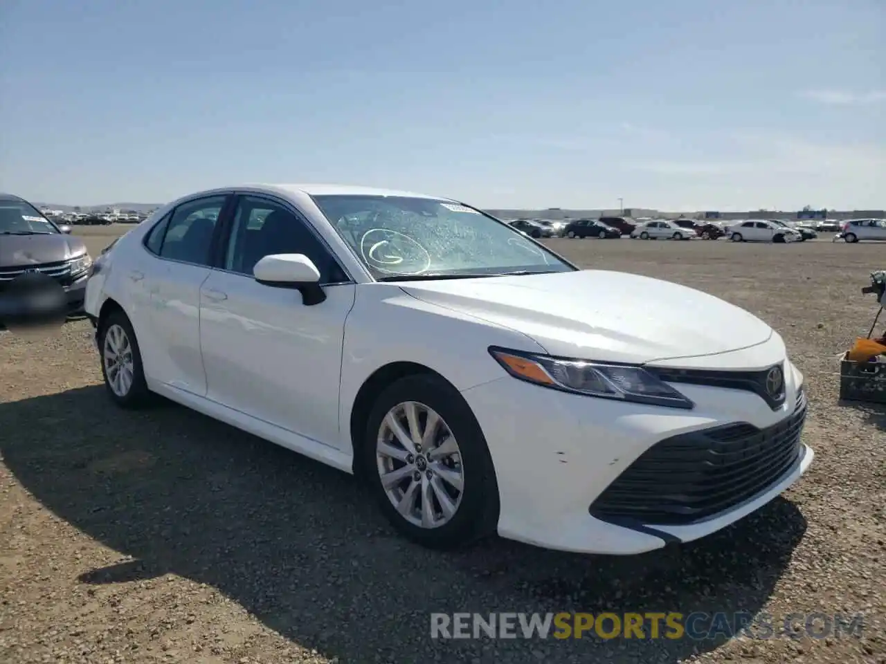 1 Photograph of a damaged car 4T1B11HK5KU825931 TOYOTA CAMRY 2019