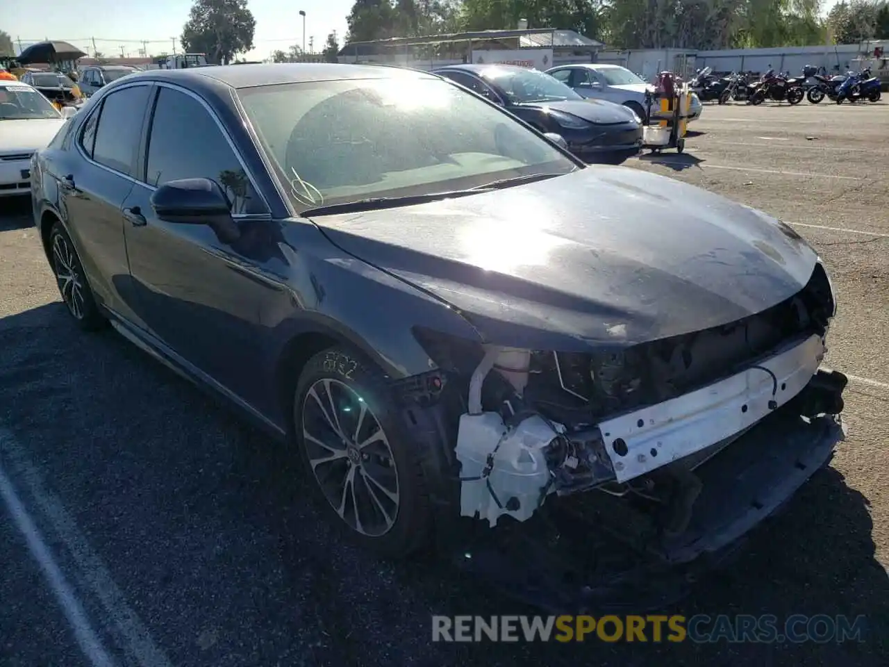 1 Photograph of a damaged car 4T1B11HK5KU828358 TOYOTA CAMRY 2019