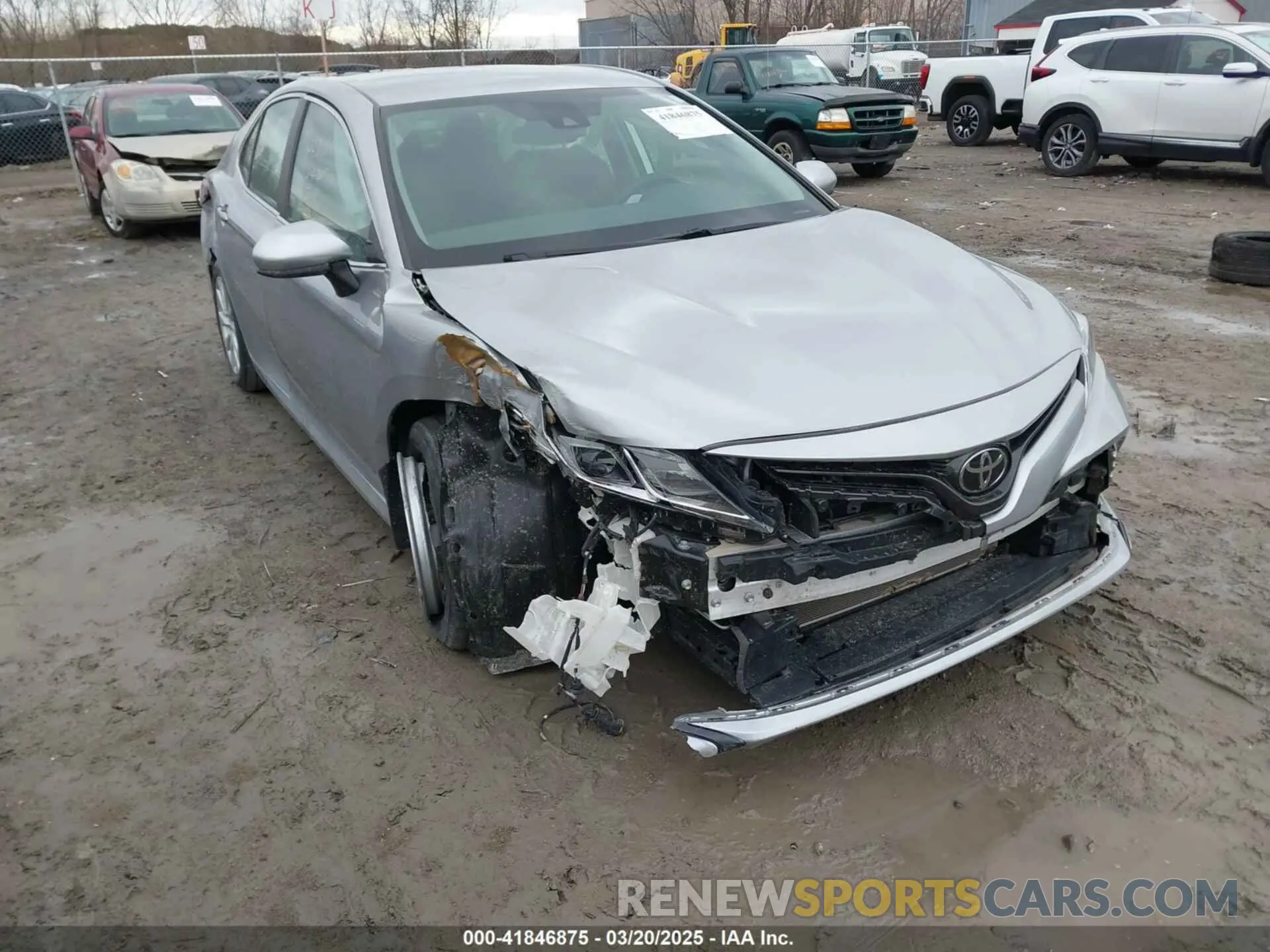 1 Photograph of a damaged car 4T1B11HK5KU833544 TOYOTA CAMRY 2019