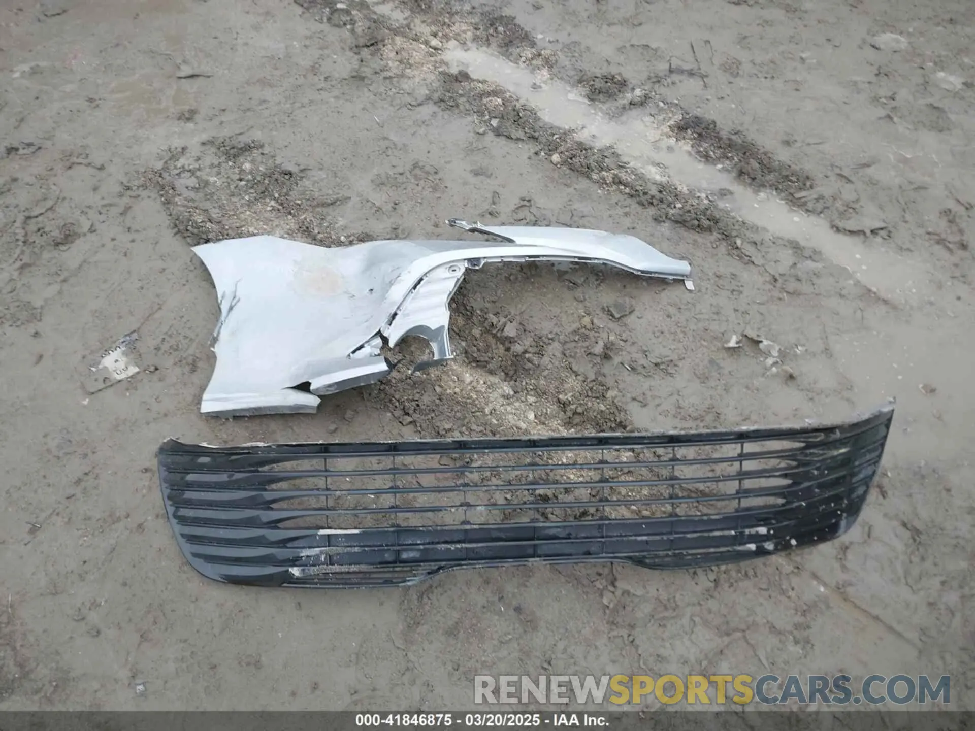 11 Photograph of a damaged car 4T1B11HK5KU833544 TOYOTA CAMRY 2019