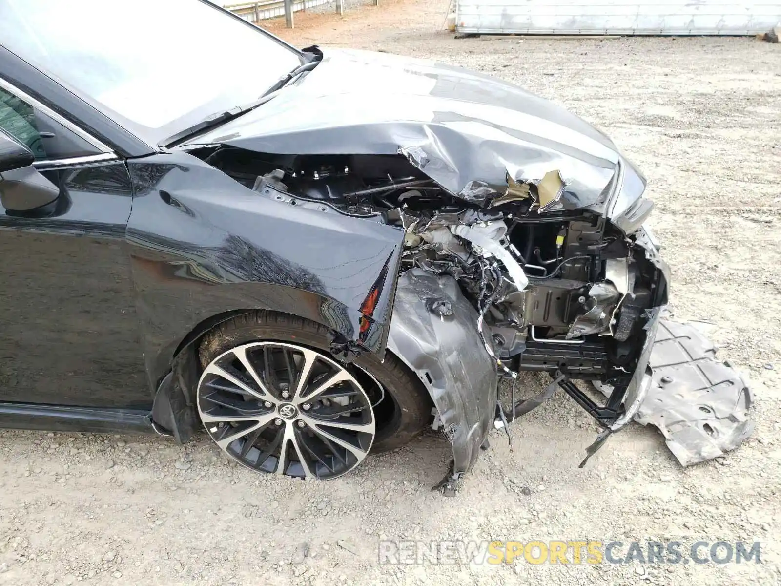 9 Photograph of a damaged car 4T1B11HK5KU837075 TOYOTA CAMRY 2019