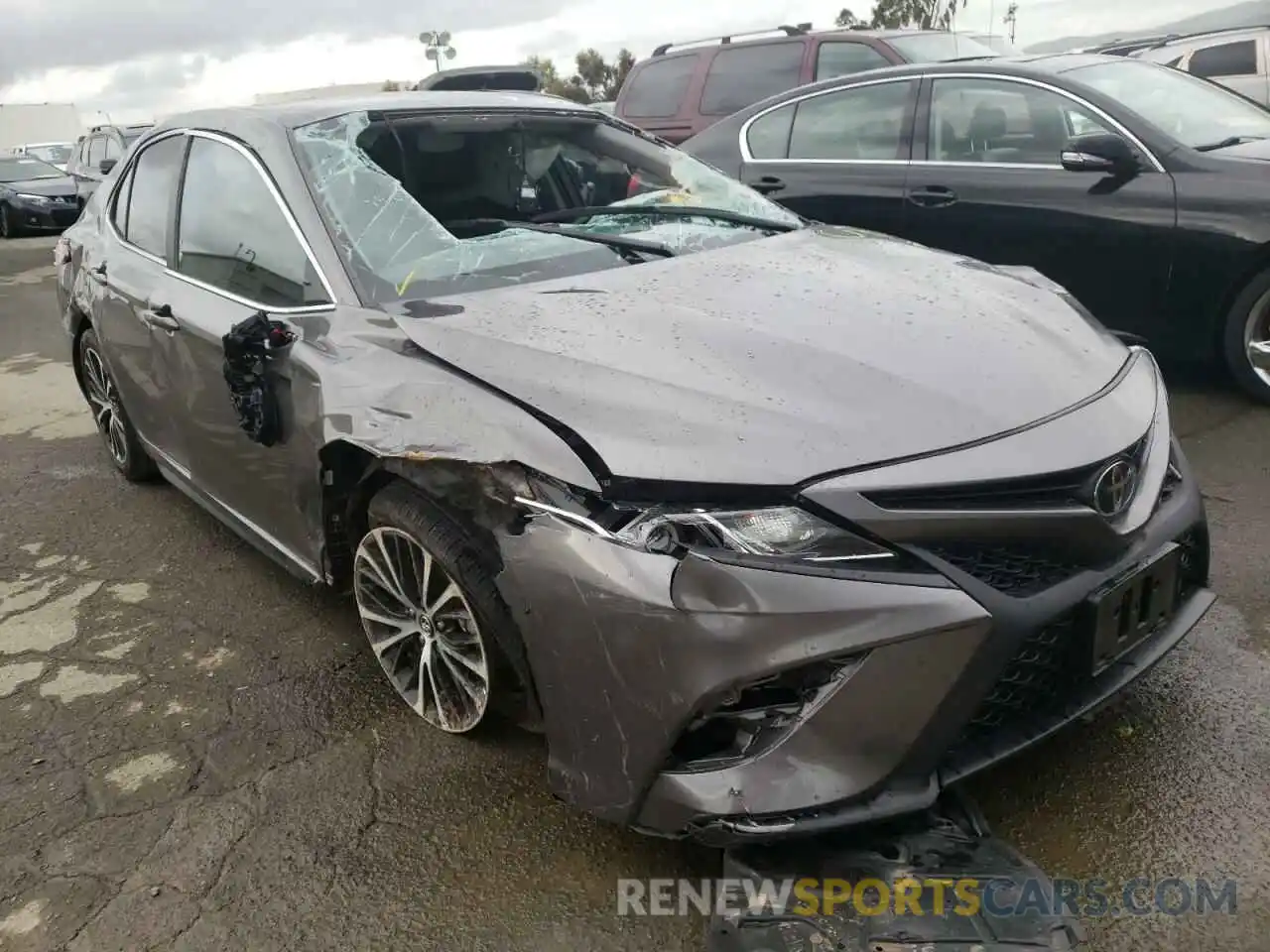 1 Photograph of a damaged car 4T1B11HK5KU837397 TOYOTA CAMRY 2019