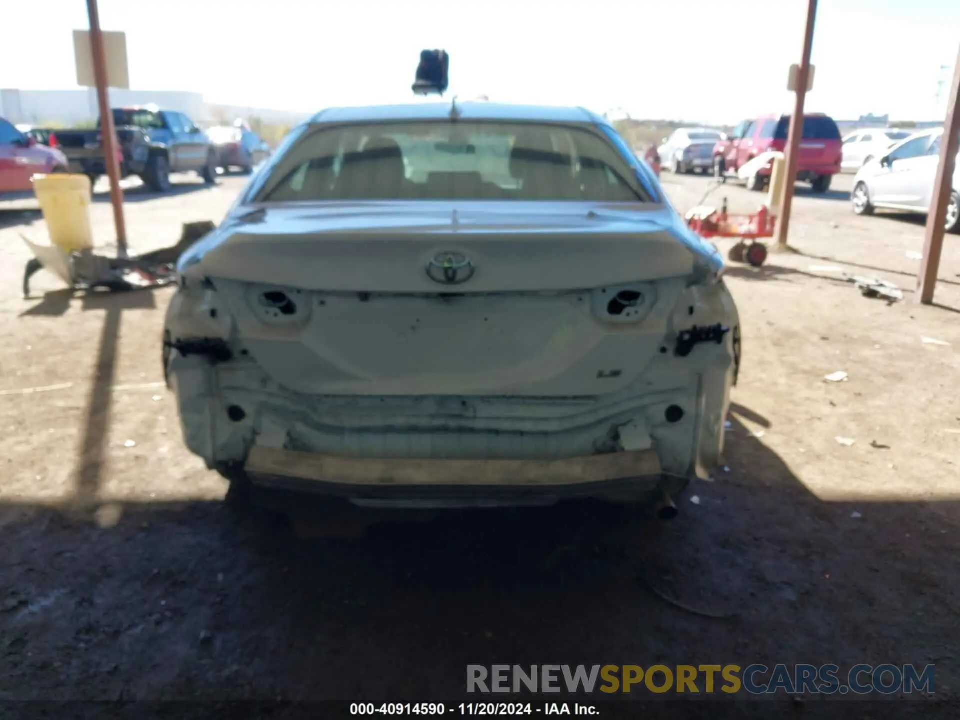 6 Photograph of a damaged car 4T1B11HK5KU837710 TOYOTA CAMRY 2019