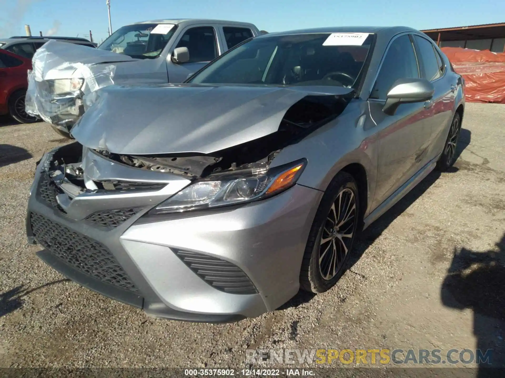 2 Photograph of a damaged car 4T1B11HK5KU840476 TOYOTA CAMRY 2019