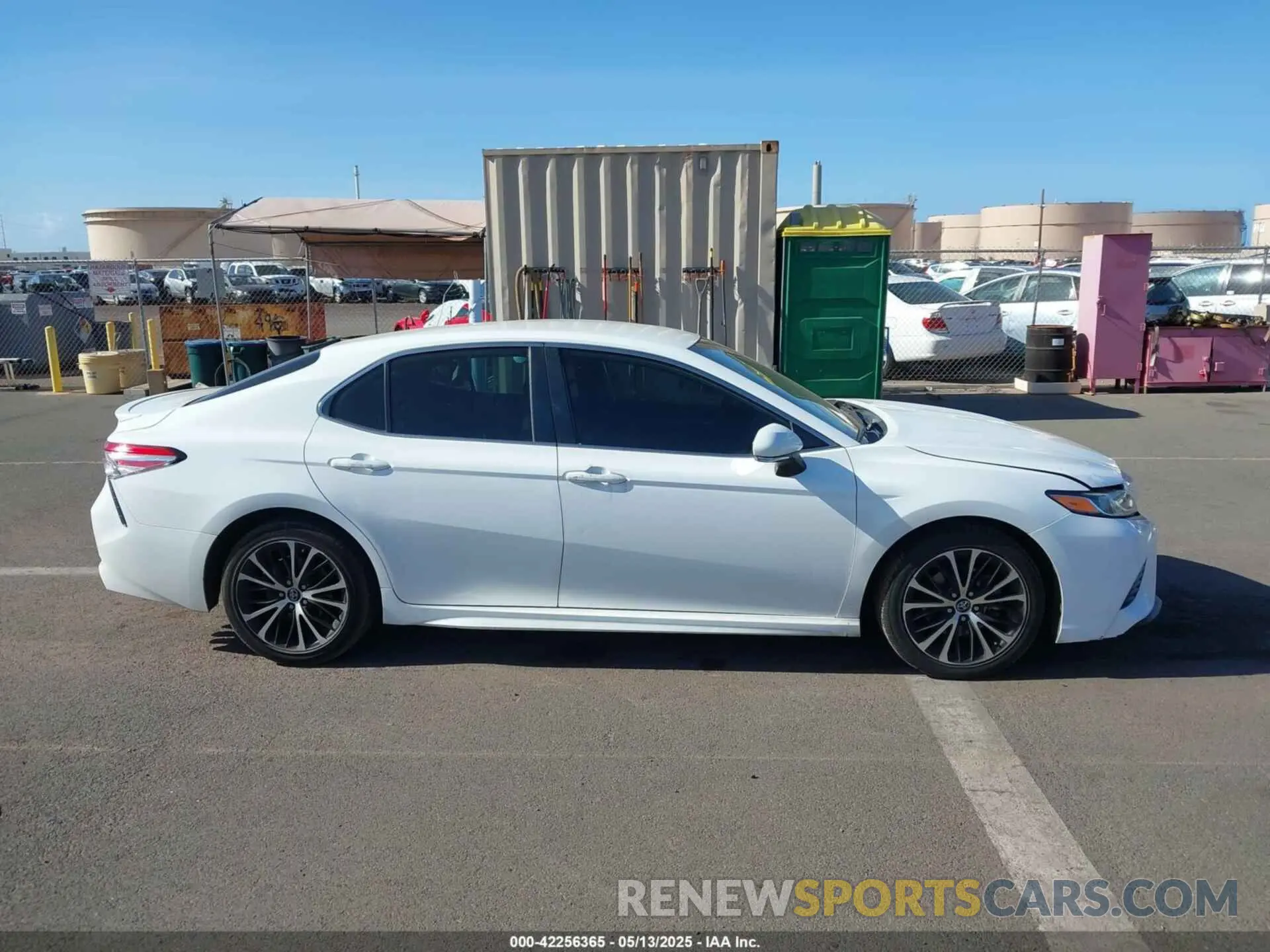 14 Photograph of a damaged car 4T1B11HK5KU842132 TOYOTA CAMRY 2019
