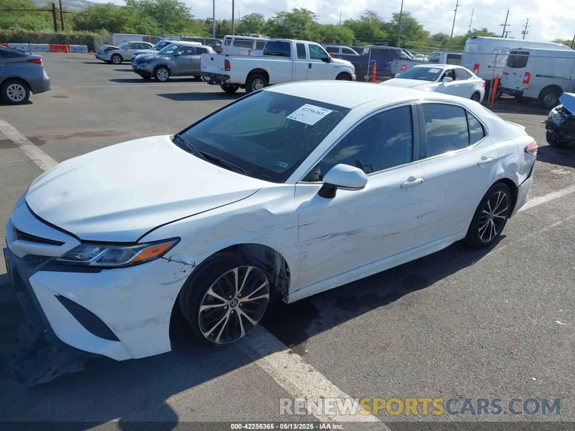 6 Photograph of a damaged car 4T1B11HK5KU842132 TOYOTA CAMRY 2019