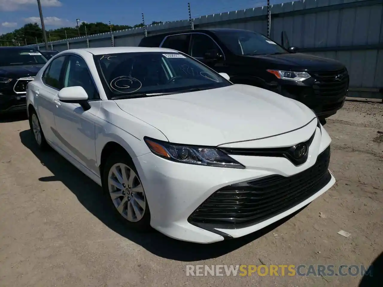 1 Photograph of a damaged car 4T1B11HK5KU848559 TOYOTA CAMRY 2019