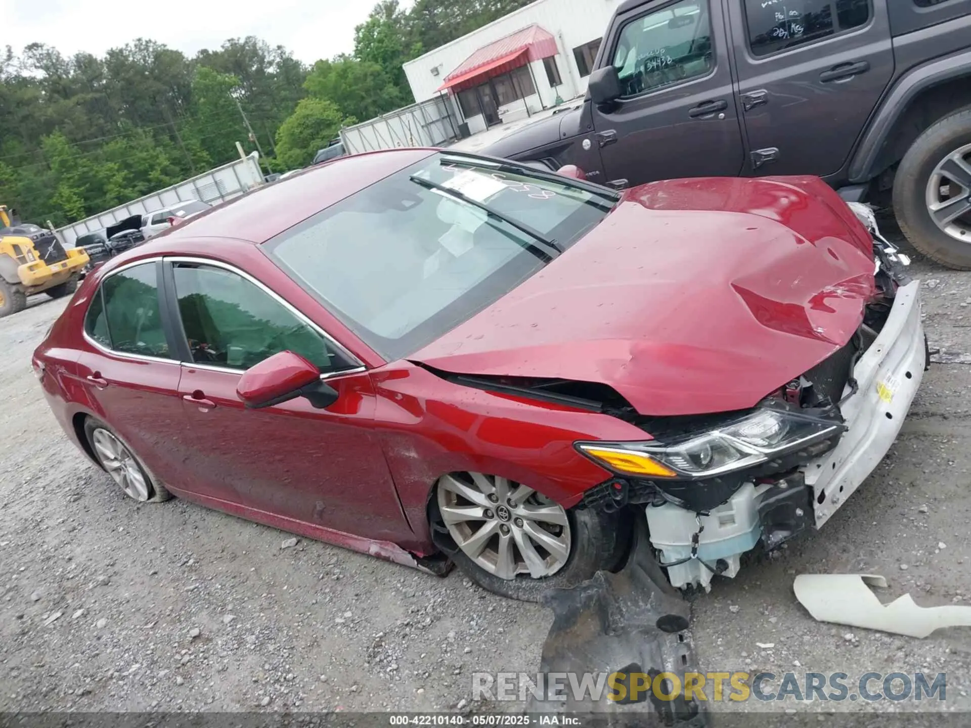 13 Photograph of a damaged car 4T1B11HK5KU850599 TOYOTA CAMRY 2019