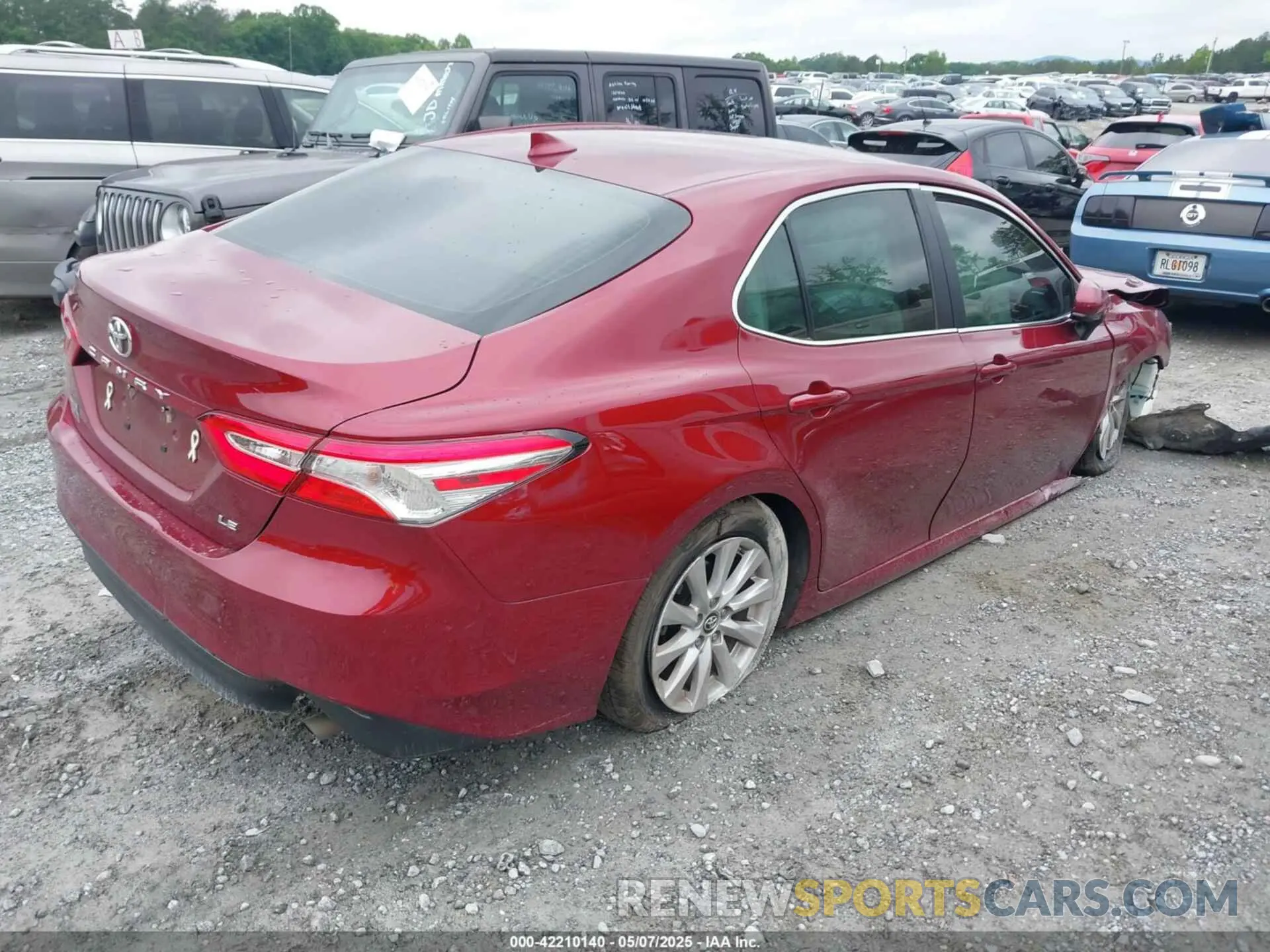 4 Photograph of a damaged car 4T1B11HK5KU850599 TOYOTA CAMRY 2019