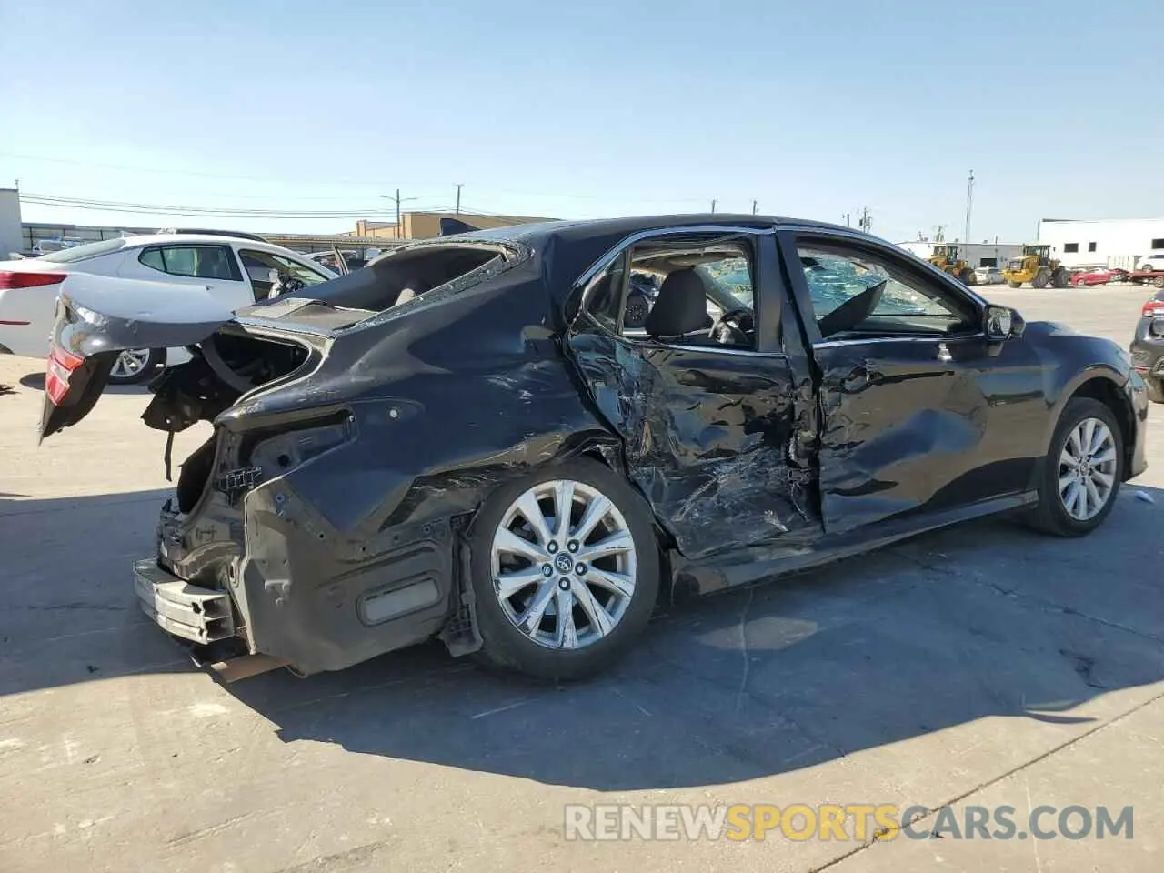 3 Photograph of a damaged car 4T1B11HK5KU850733 TOYOTA CAMRY 2019