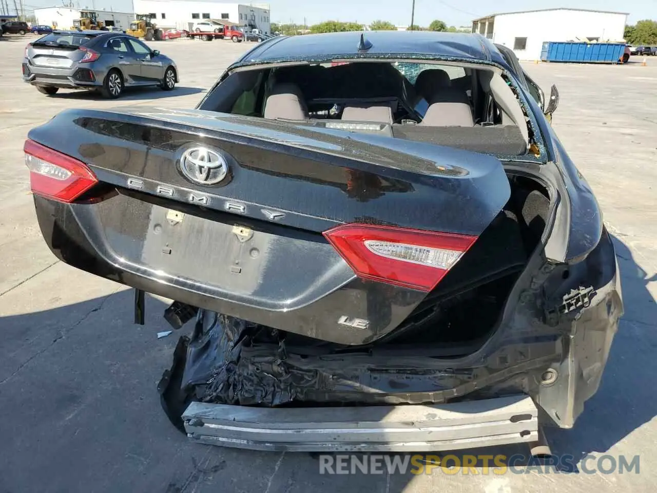 6 Photograph of a damaged car 4T1B11HK5KU850733 TOYOTA CAMRY 2019