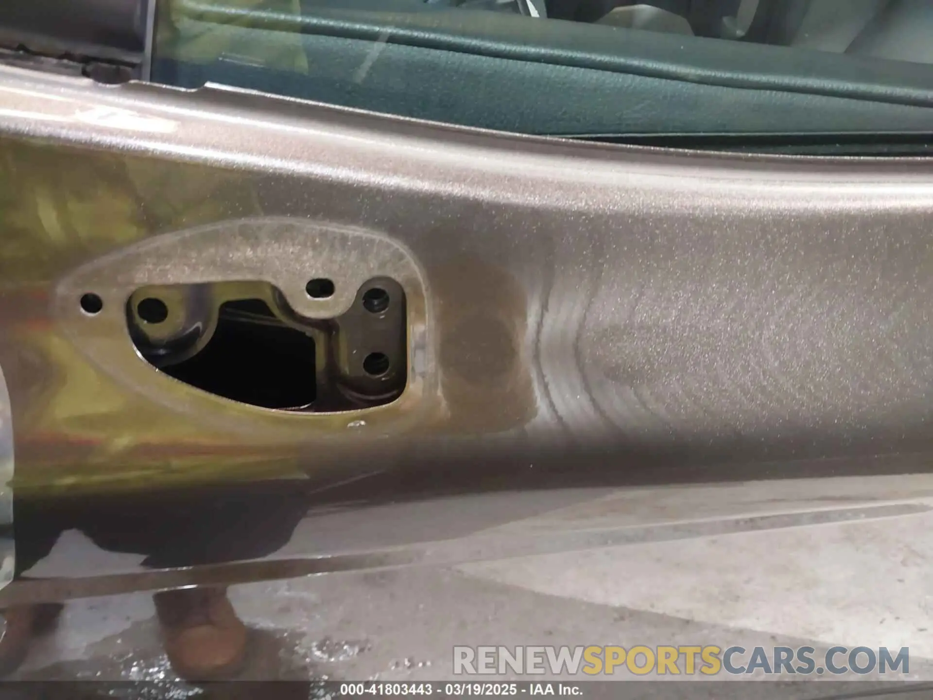 21 Photograph of a damaged car 4T1B11HK5KU852482 TOYOTA CAMRY 2019