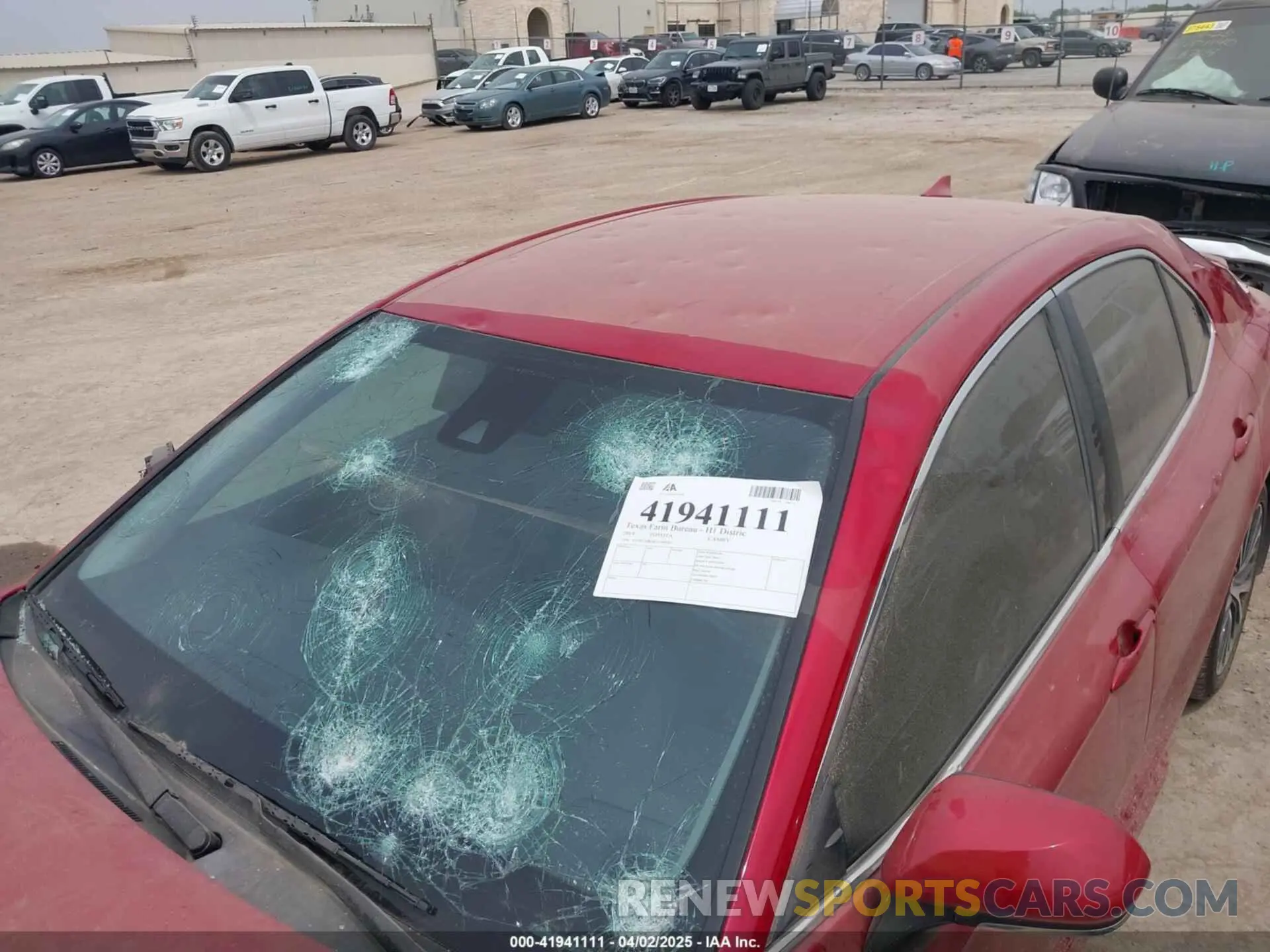 6 Photograph of a damaged car 4T1B11HK6KU169187 TOYOTA CAMRY 2019