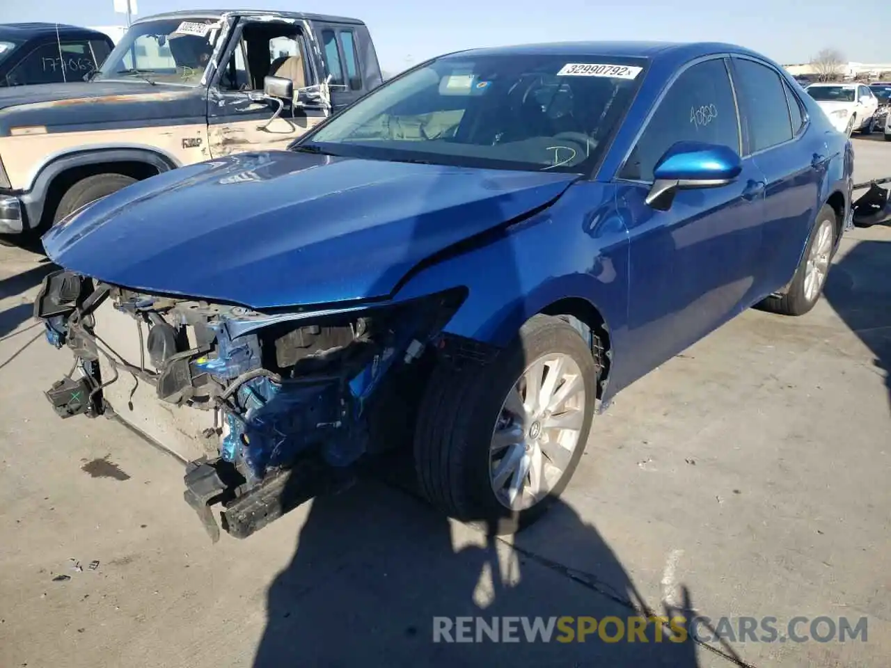 2 Photograph of a damaged car 4T1B11HK6KU173448 TOYOTA CAMRY 2019