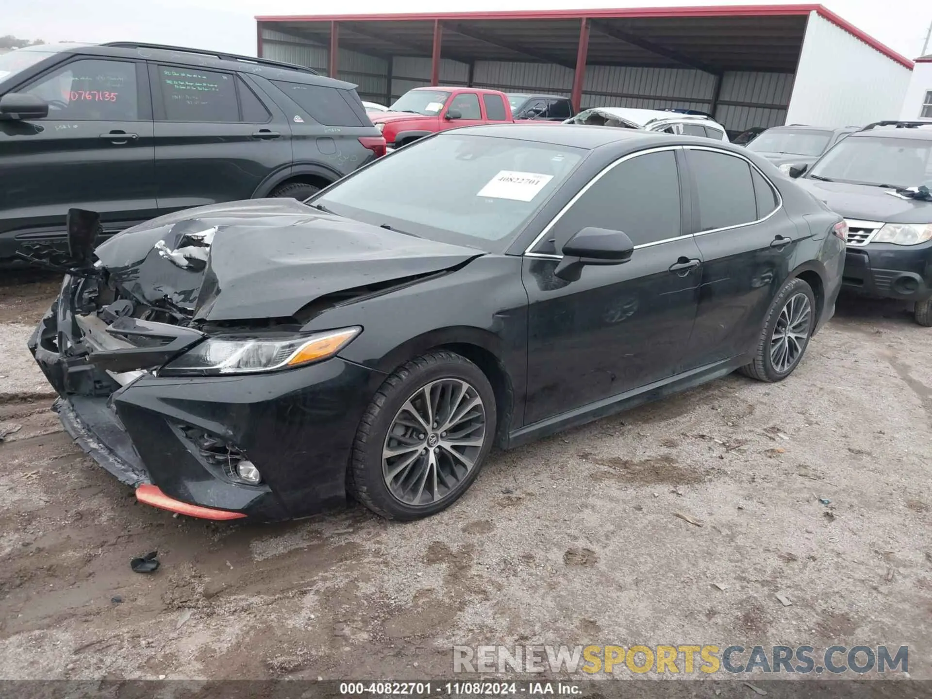 2 Photograph of a damaged car 4T1B11HK6KU173918 TOYOTA CAMRY 2019